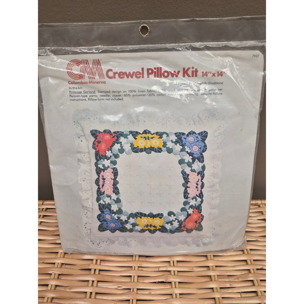 Columbia Minerva 1978 Crewel Pillow Kit Primrose Garland Sealed New Old Stock